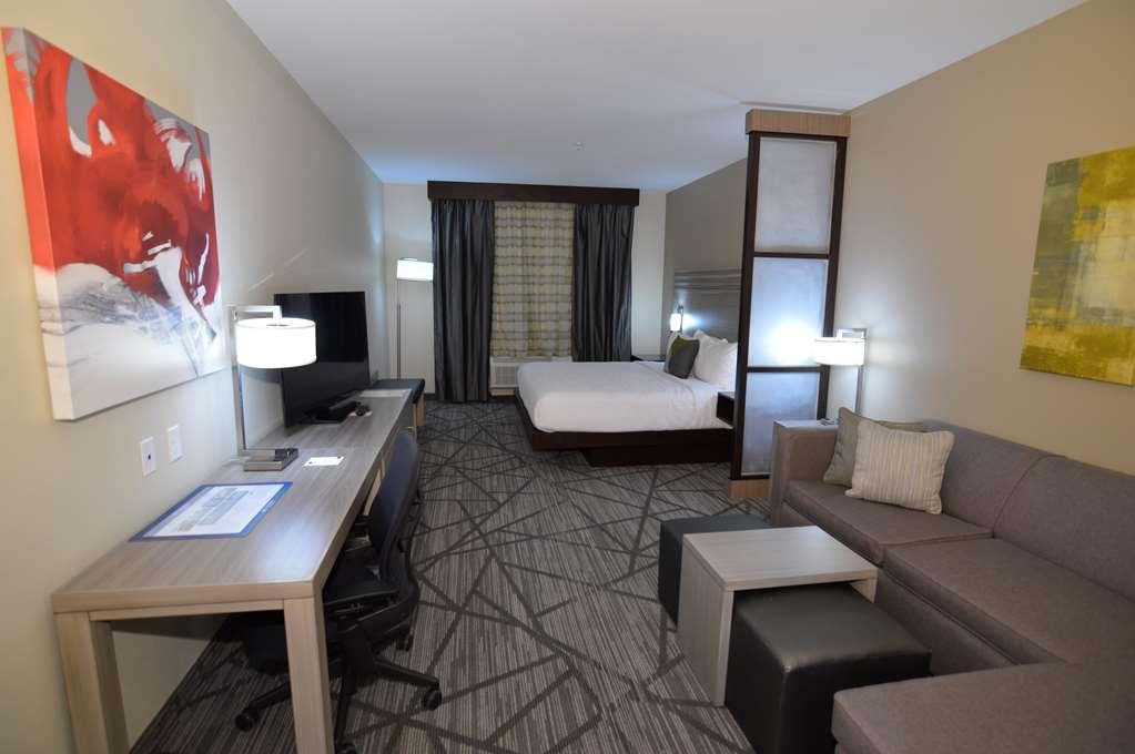 Comfort Inn & Suites Houston I-45 North - Iah Aldine Habitación foto